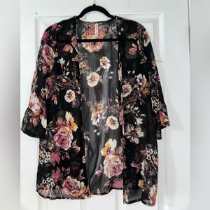🩷 Xhilaration Floral Sheer Dressy Black Cardigan/Kimono Size Small